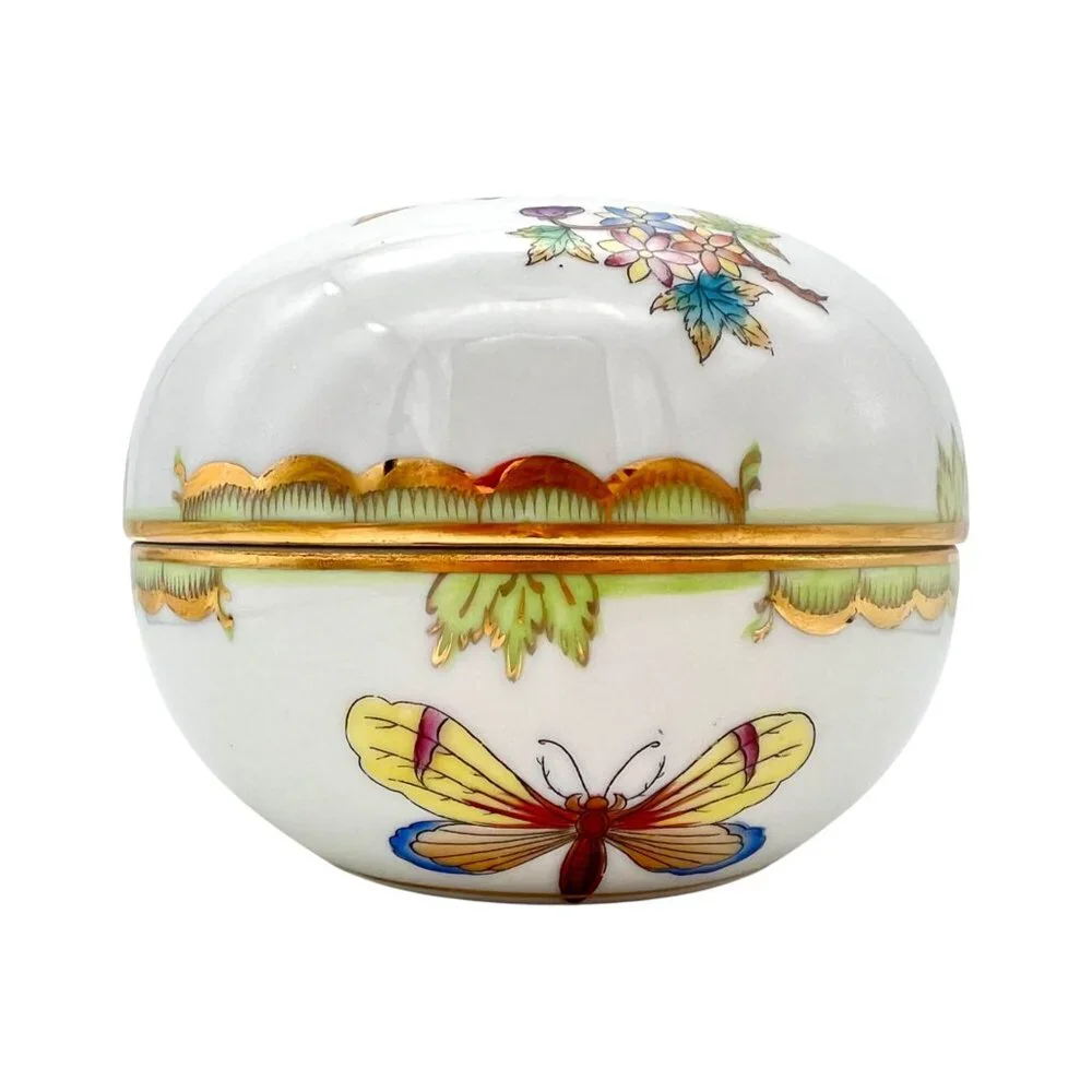 Herend Porcelain Round Trinket Box Bonbonniere Queen Victoria Green Rim 4.25" D - Picture 3 of 9